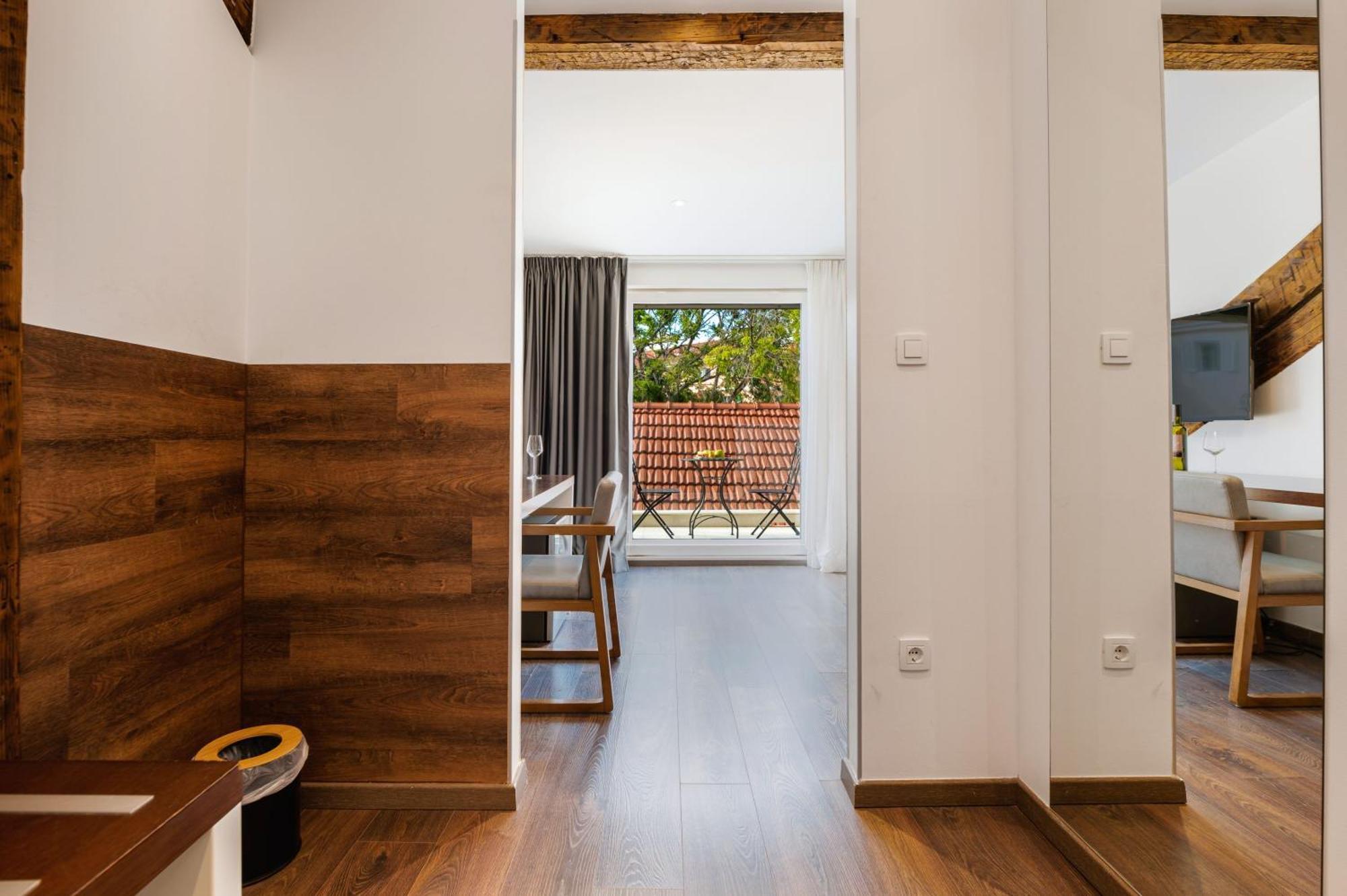 Azur Palace Luxury Rooms Split Exterior foto